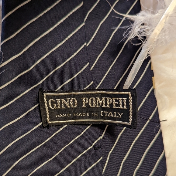 Vintage Italian Silk Iconic Graphic Art Ties - Picture 5 of 12